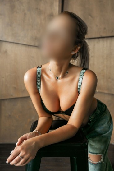 Частная массажистка Ника, 32 года, Москва - фото 1