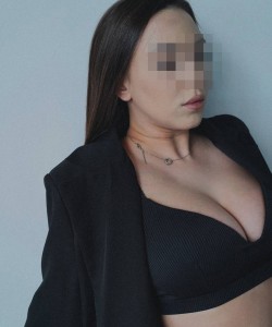 Частная массажистка Адель 