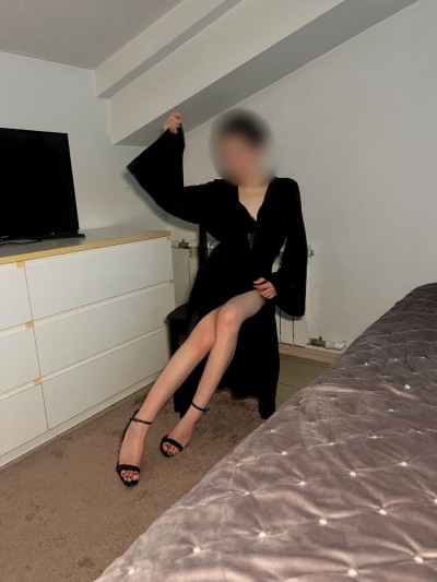 Частная массажистка Адель 