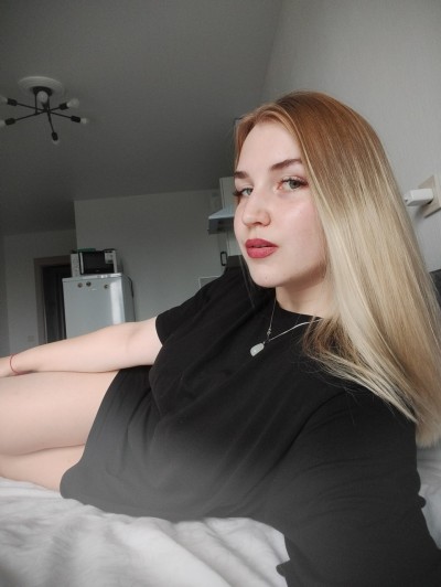 Частная массажистка Алиса, 22 года, Санкт-Петербург - фото 1